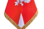 Ich flagi wiszą dziś na masztach w całej Polsce. Szyją je w Gliwicach, 